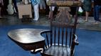 Antiques Roadshow | Appraisal: Writing Arm Windsor Chair, ca. 1835 | PBS