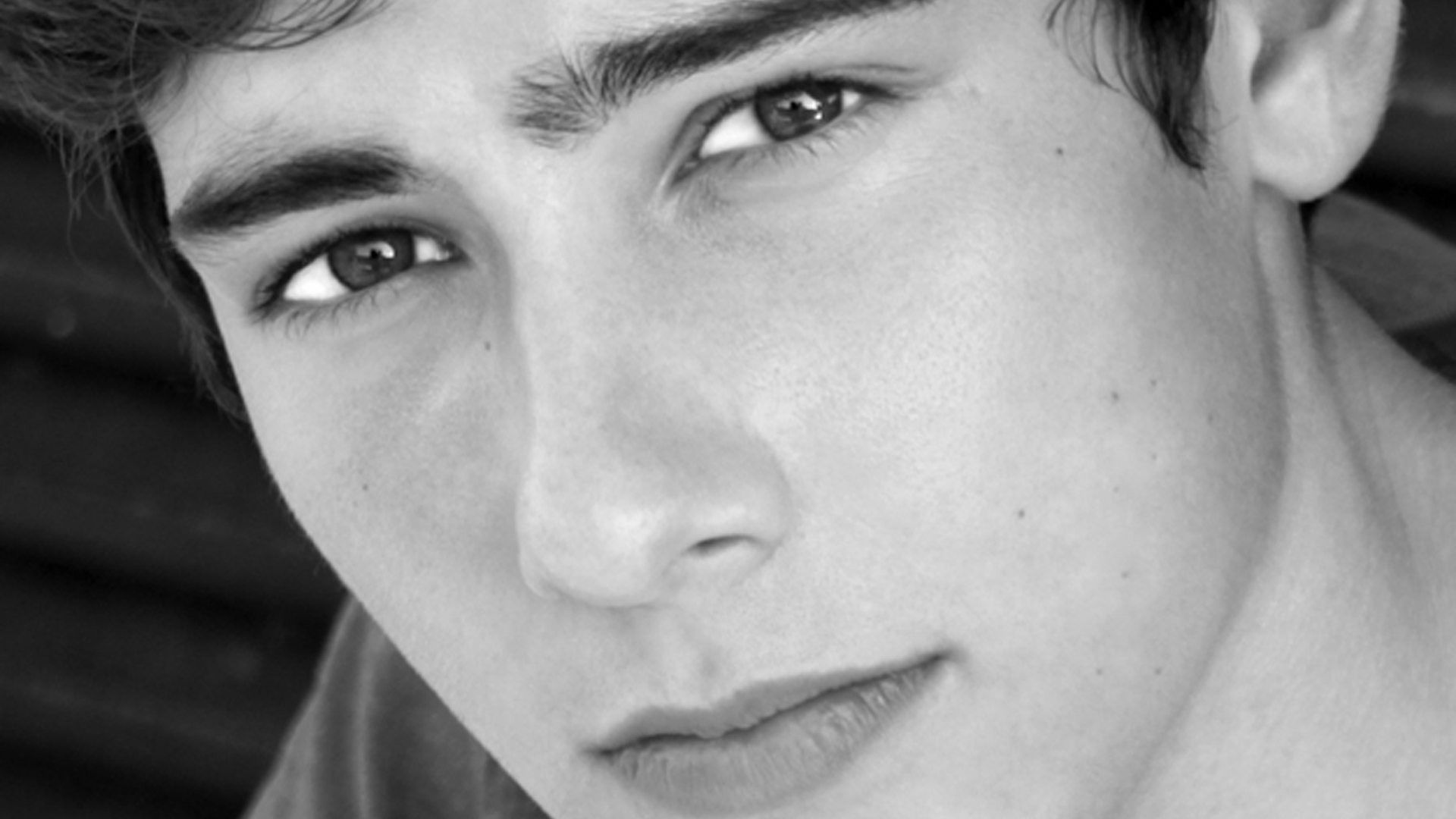 Starring: Drew Shafranek